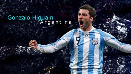 开云体育首页-意大利骑手弗洛尔·德·温内在2024年欧洲三项赛锦标赛中以“Thunder”马匹获得个人铜牌，表现出色。